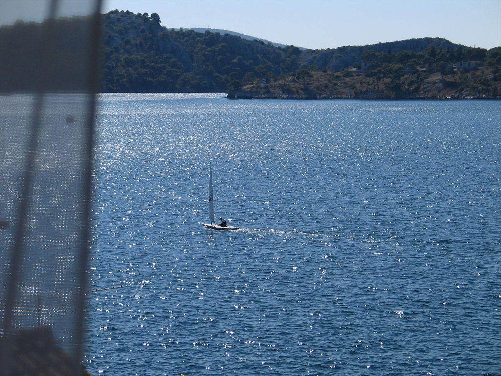 Apartment Sibenik Johnny'S Place Ngoại thất bức ảnh